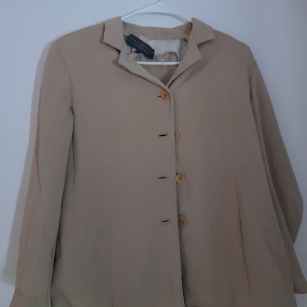 TAN BLAZERS`